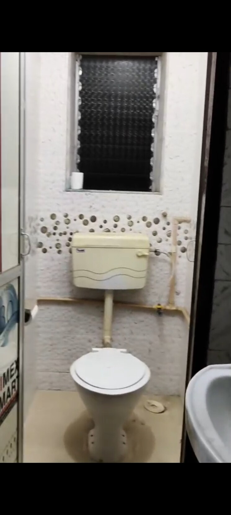 Bathroom, arihant-tower-vakola 2 Bedroom 700 Sq.Ft. Apartment In Santacruz East Mumbai 8601681