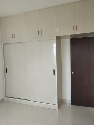 Room in 2 BHK Apartment at Puravankara Purva Zenium, Hosahalli – for Rent