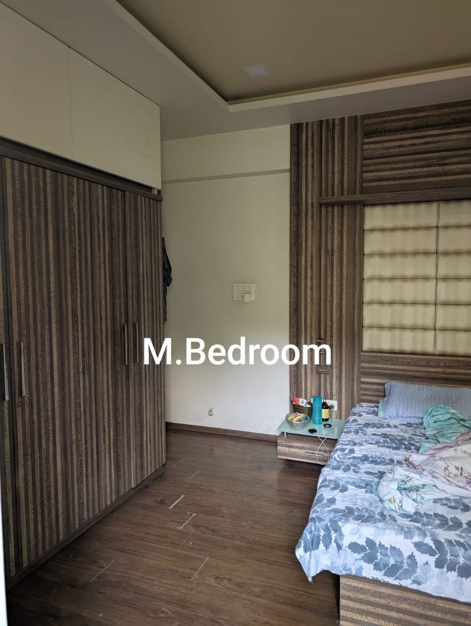 4 BHK + Extra Room Apartment For Rent in Malika Housing Society ic