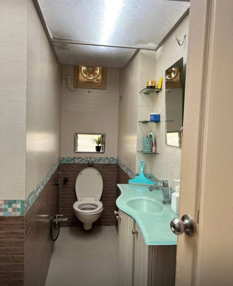 Bathroom, powai-vihar 1 Bedroom 625 Sq.Ft. Apartment In Powai Mumbai 8601699
