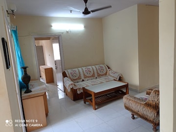 Living Room in 2 BHK Apartment at Viman Nagar – for Rent