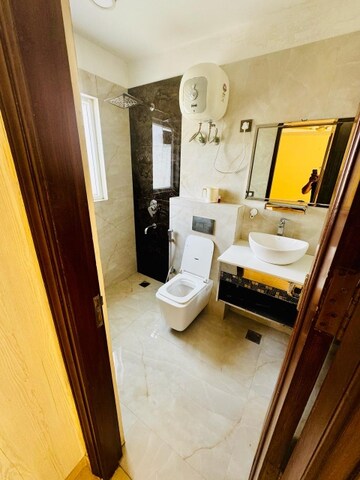 Master Bedroom in 3 BHK Builder Floor at Uppal Southend, Sector 49 – for Rent