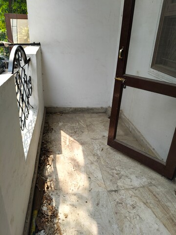 Balcony in 2 BHK Builder Floor at Paschim Vihar – for Rent