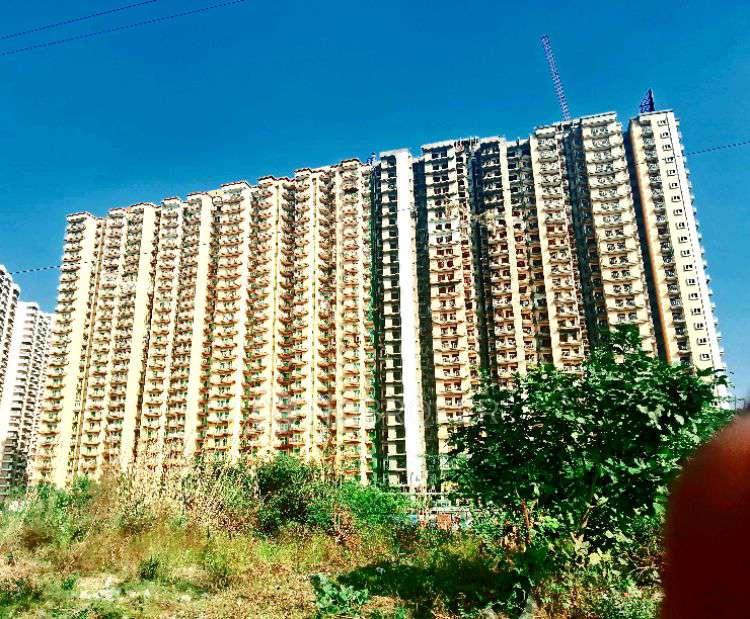 2 BHK 1060 Sq.Ft. Apartment in Migsun Twinz