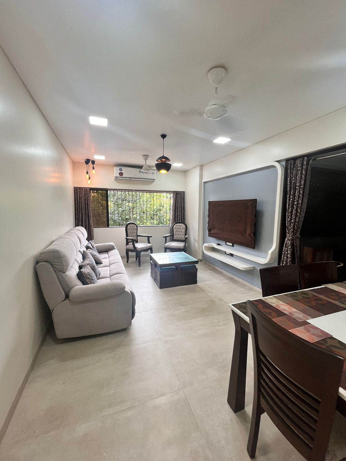 2 BHK Apartment For Rent in Near Versova Rock Beach, 