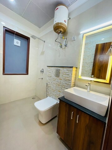 Bathroom in 3 BHK Builder Floor at Vipul World Floors, Sector 48 – for Rent