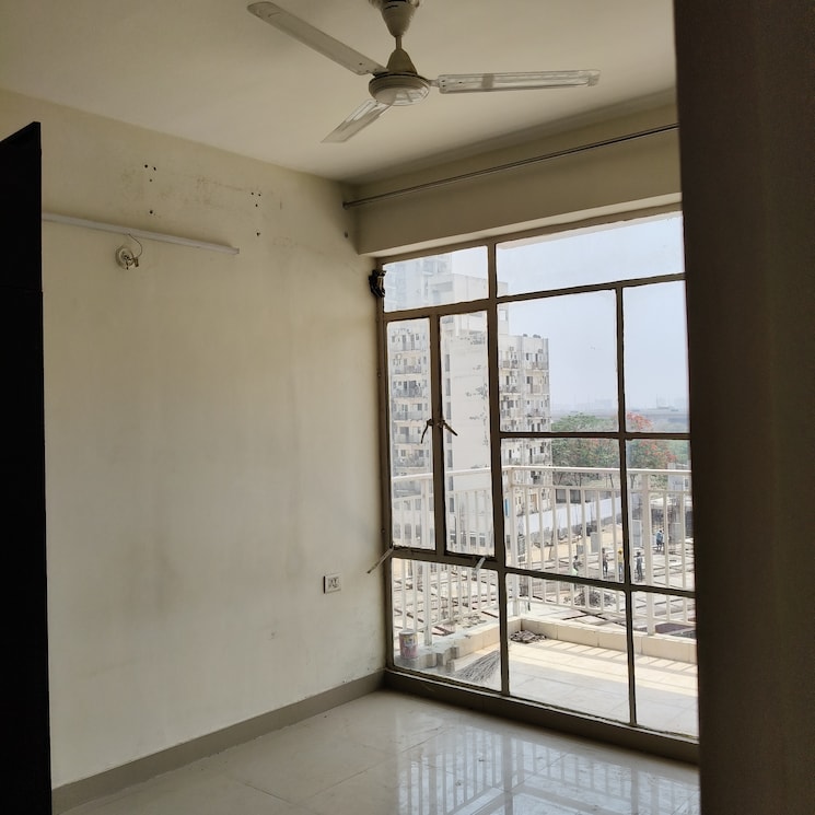 Room, suncity-avenue-102 2 Bedroom 532 Sq.Ft. Apartment In Sector 102 Gurgaon 8601729