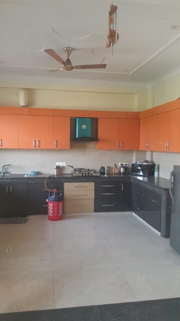 Kitchen in 3 BHK Builder Floor at Kohli One Malibu Town, Sector 47 – for Rent