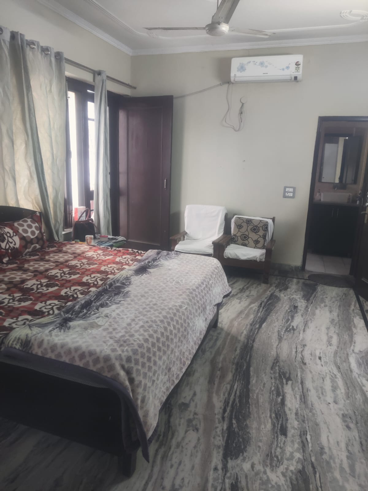 2 BHK Builder Floor For Rent in D Block 