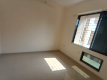 Furnished Amenities in 2 BHK Apartment at Crystal Armus, Chembur – for Rent