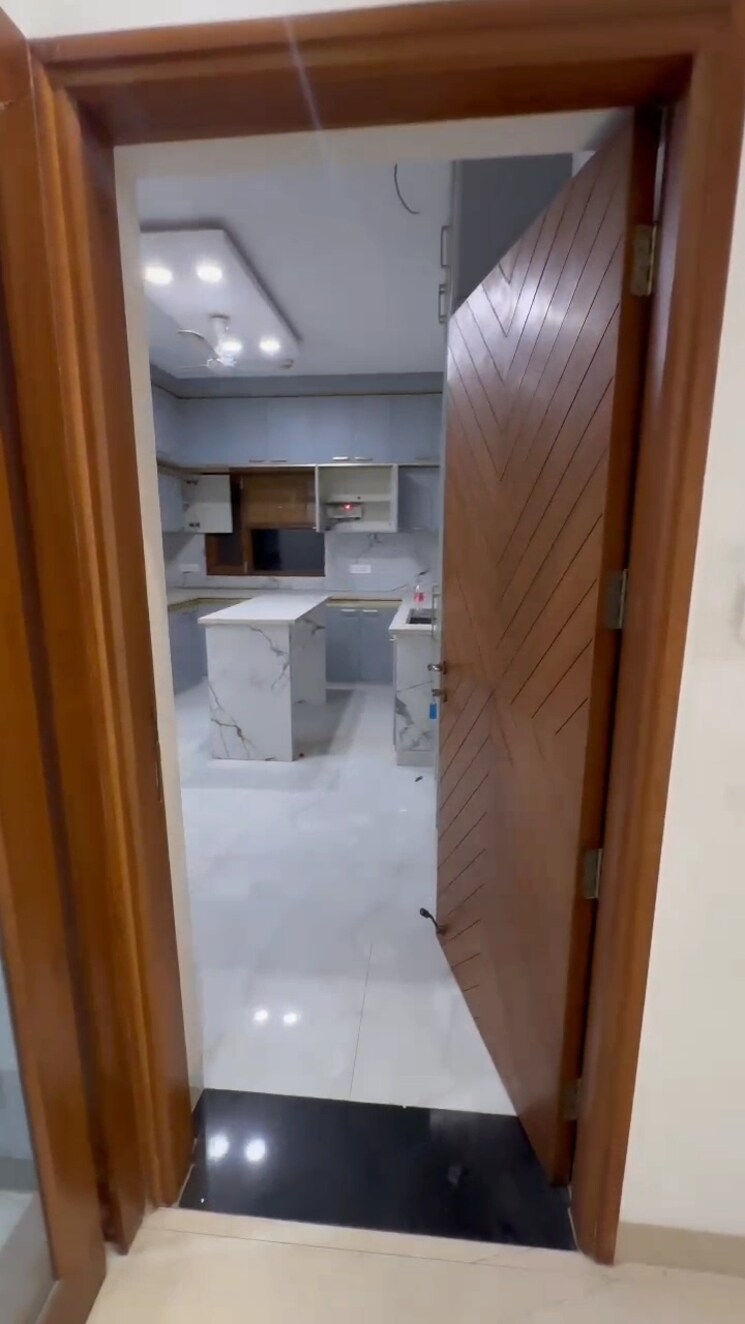 Kitchen, dda-rosewood-apartments 6+ Bedroom 3400 Sq.Ft. Apartment In Vasant Kunj Delhi 8601778