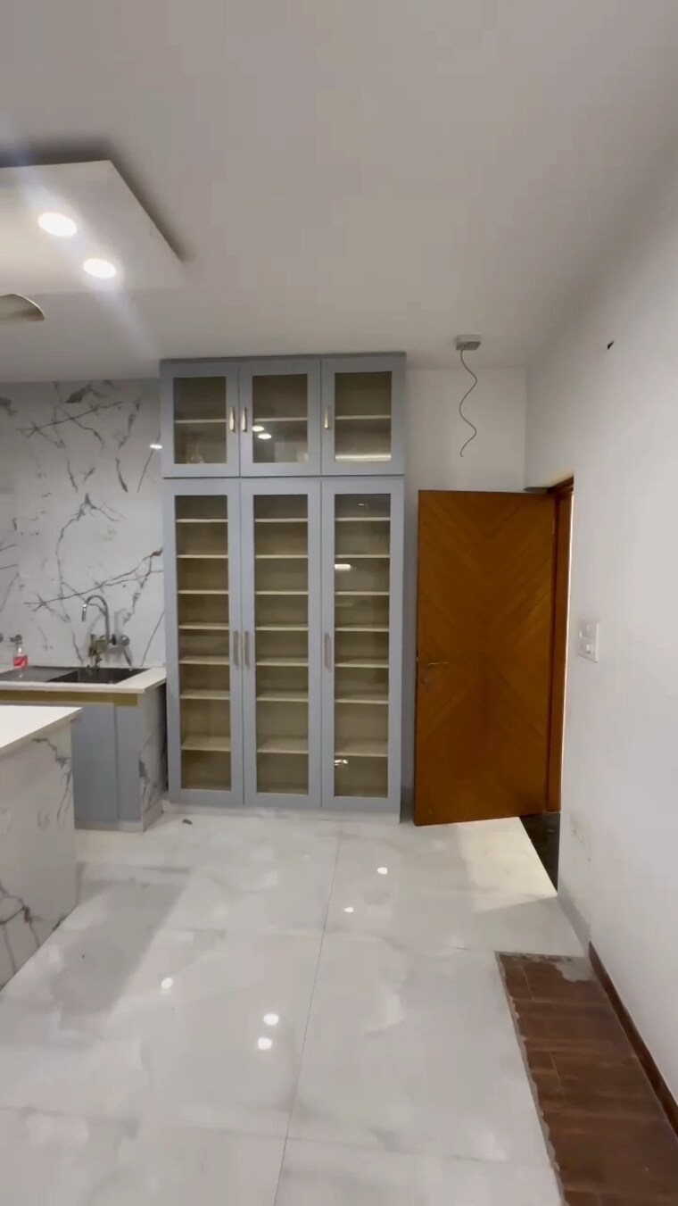 Kitchen, dda-rosewood-apartments 6+ Bedroom 3400 Sq.Ft. Apartment In Vasant Kunj Delhi 8601778