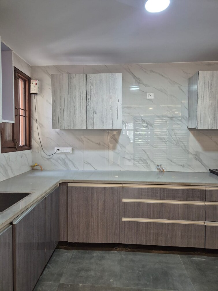 Cover Image, vasant kunj 2 Bedroom 1200 Sq.Ft. Apartment In Vasant Kunj Delhi 8601819