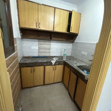 Kitchen in 2 BHK Builder Floor at South Extension ii – for Rent