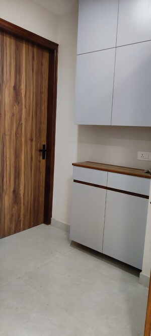 Room in 3 BHK Builder Floor at Puri Kohinoor, Sector 89 – for Sale