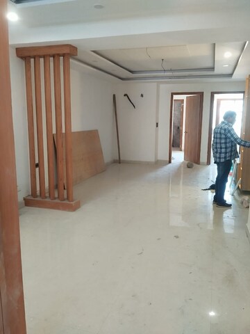 Room in 3 BHK Builder Floor at Puri Aman Vilas, Sector 89 – for Sale