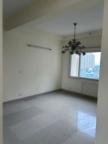 Room in 4 BHK Apartment at Uppal Plumeria Garden Estate, Omicron Iii Greater Noida – for Rent
