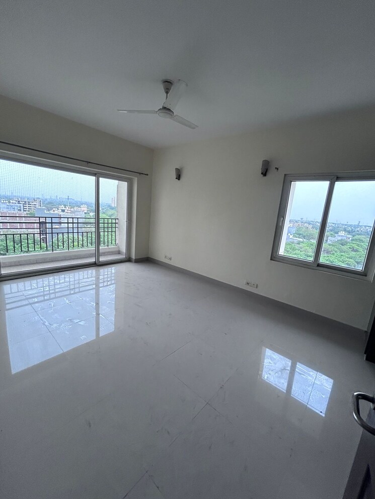 Room, uppal-plumeria-garden-estate 4 Bedroom 2350 Sq.Ft. Apartment In Omicron Iii Greater Noida Greater Noida 8601885