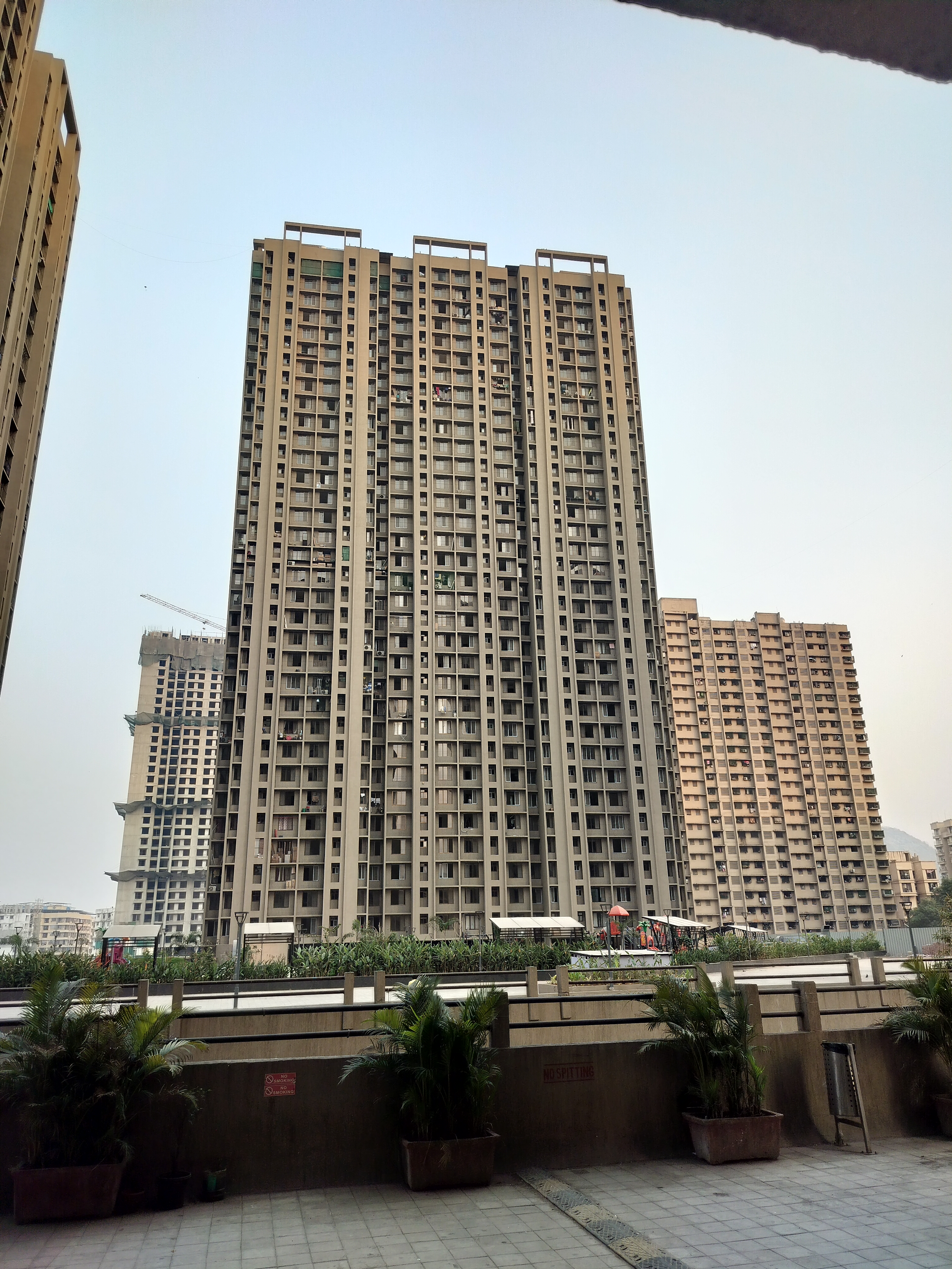 1.5 BHK 555 Sq.Ft. Apartment in Dosti Planet North Opal