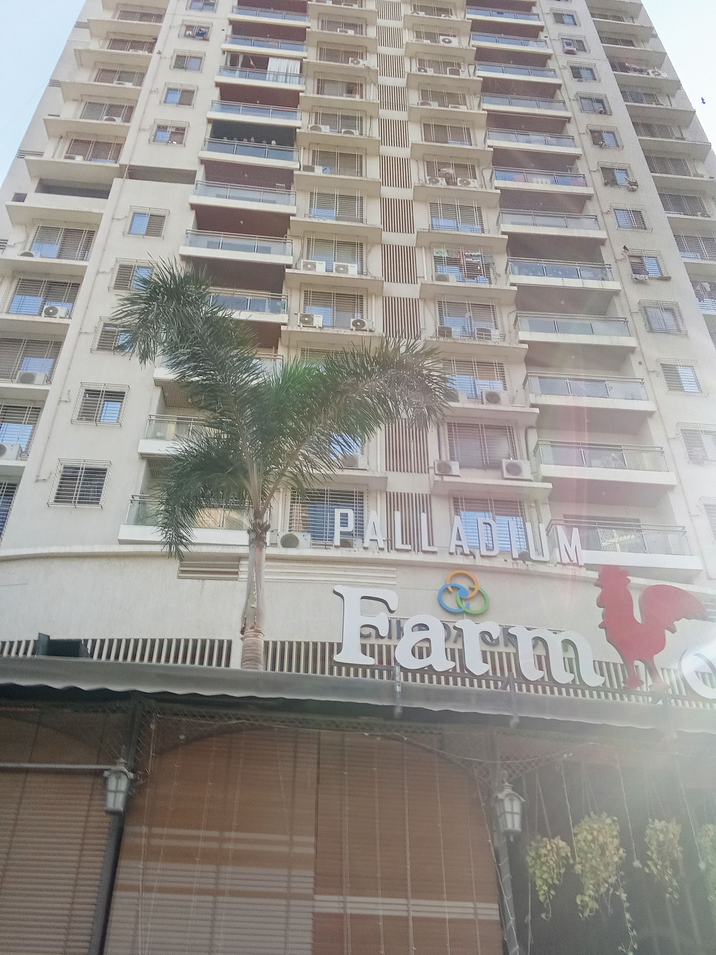 2 BHK Apartment For Rent in Chheda Palladium