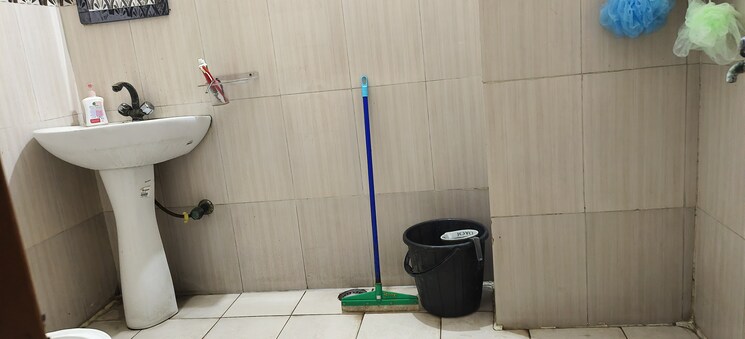 Bathroom, sector 51 Pg For Boys In Sector 51 8601973