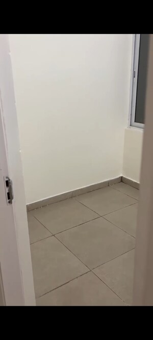 Room in 2.5 BHK Apartment at Gaurs Cascades, Raj Nagar Extension – for Sale