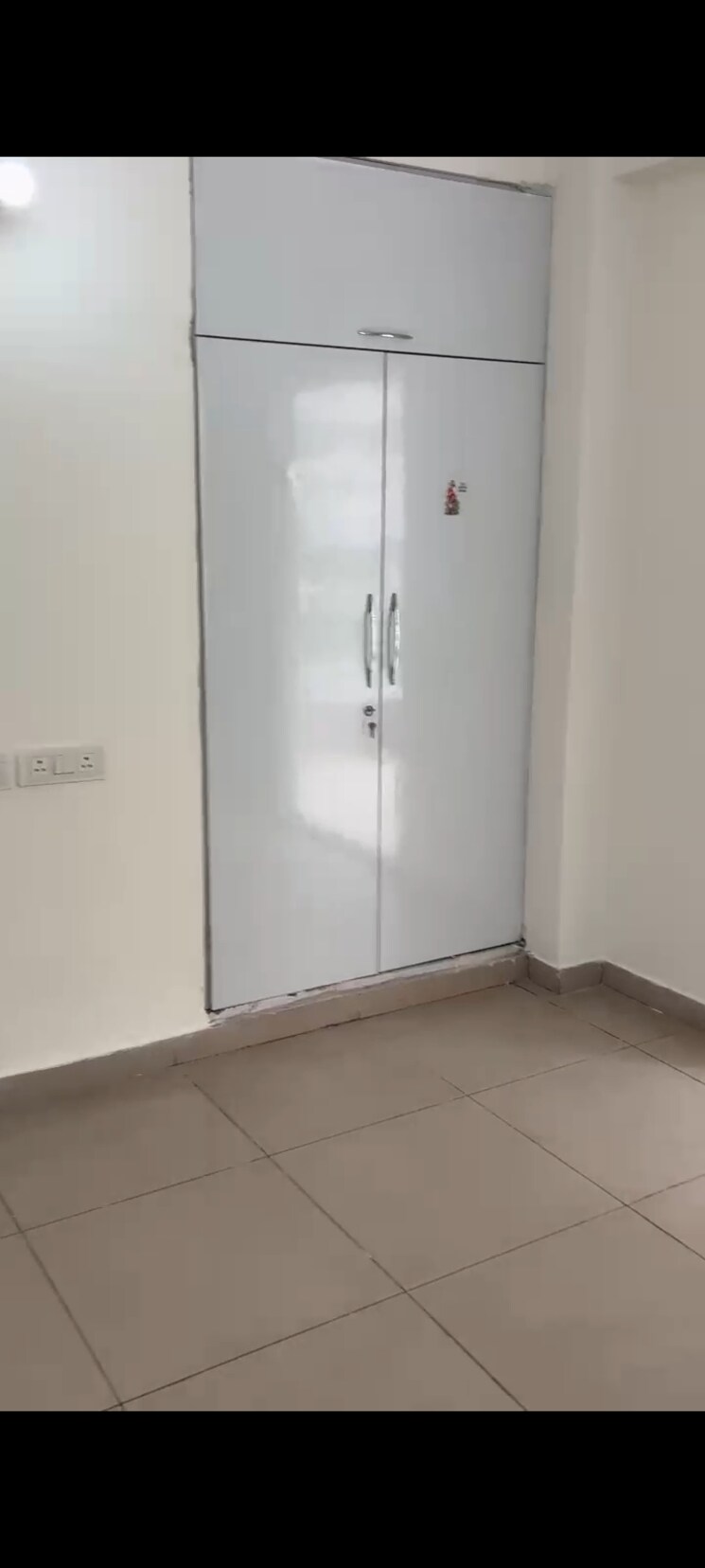 Room, gaurs-cascades 2.5 Bedroom 1355 Sq.Ft. Apartment In Raj Nagar Extension Ghaziabad 8601986