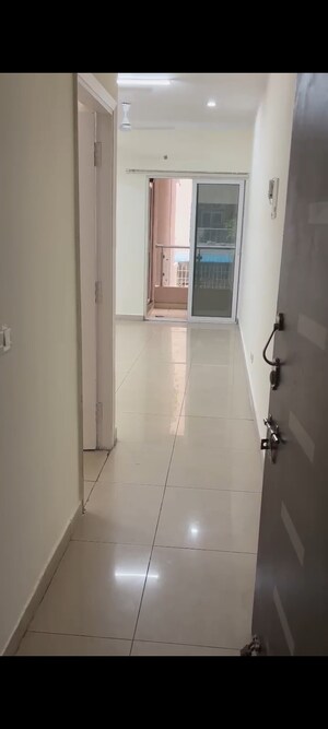 2.5 BHK Apartment For Sale in Gaurs Cascades, Raj Nagar Extension