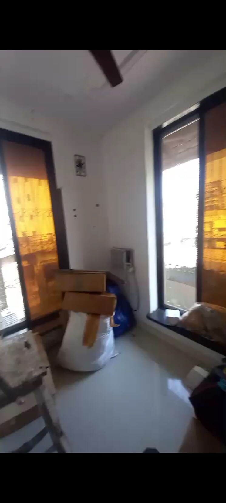 Room, bandra west 2 Bedroom 600 Sq.Ft. Apartment In Bandra West Mumbai 8602033