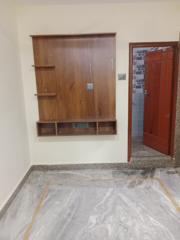 Room in 1 BHK Apartment at Begumpet – for Rent