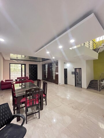 3.5 BHK Apartment For Rent in Sector 79