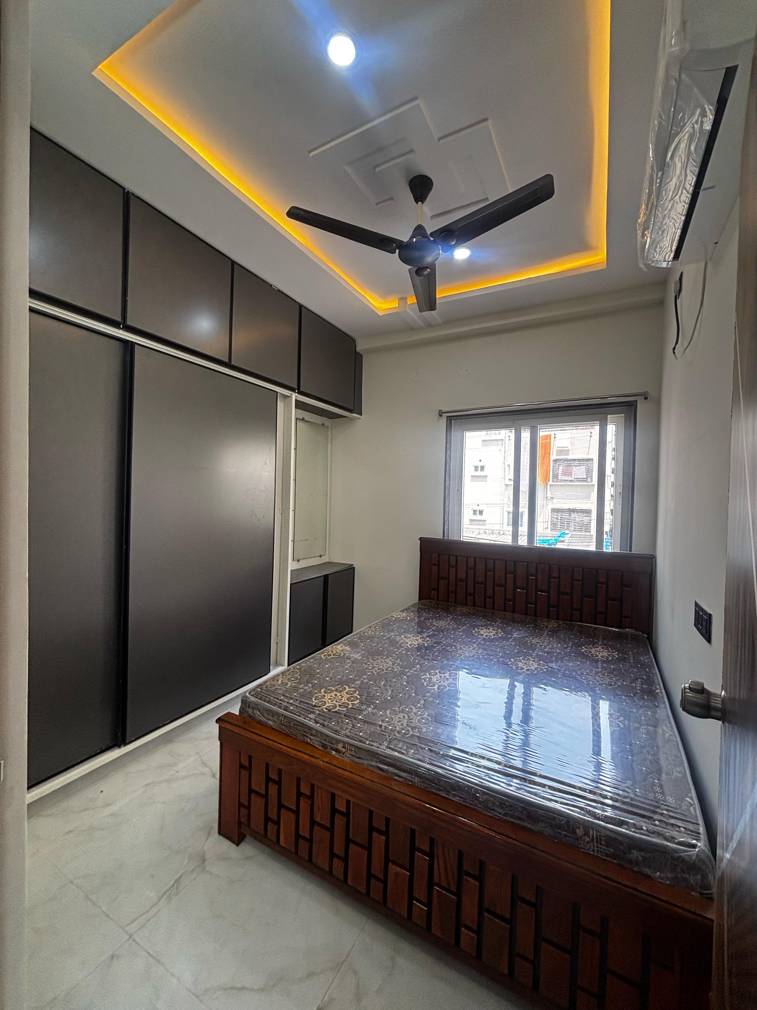 1 BHK Apartment For Rent in Madan Monty Residency