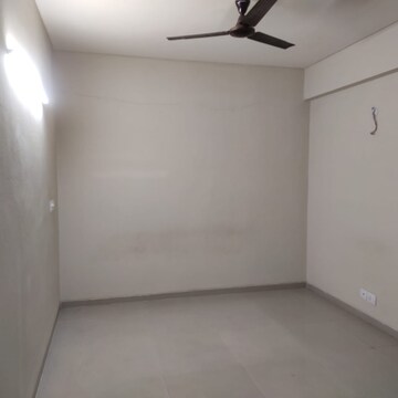 Room in 1 BHK Apartment at Adani Aangan Arcade, Sector 88a – for Rent