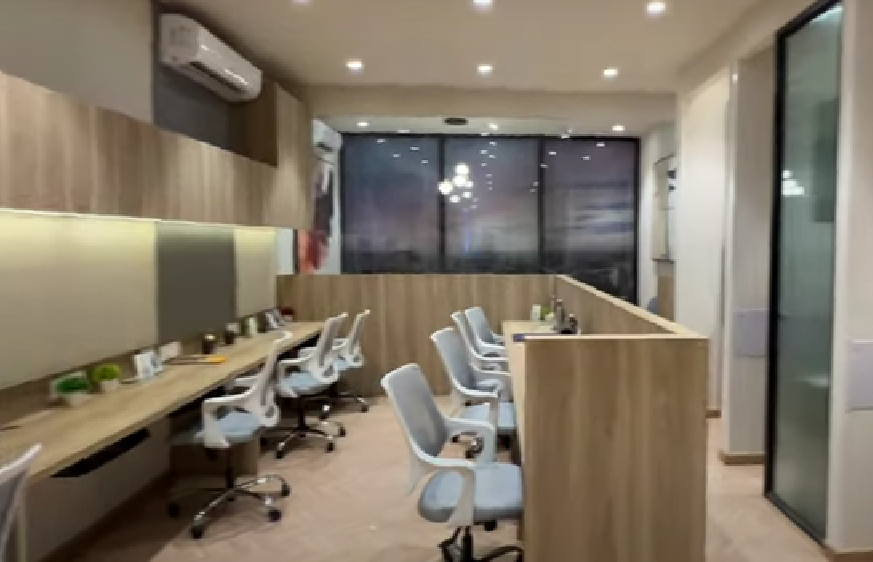 Office Space For Rent in 215 Atrium