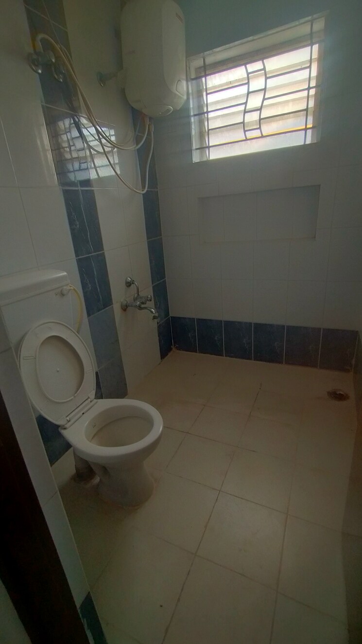 Bathroom, vidyaranyapura 3 Bedroom 1850 Sq.Ft. Apartment In Vidyaranyapura Bangalore 8602124