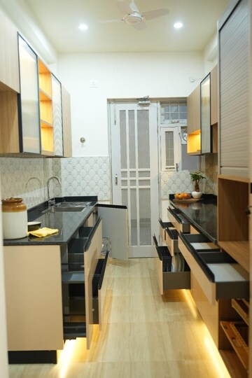 Kitchen in 2 BHK Apartment at Ansal Sushant Golf city, Sushant Golf City – for Rent
