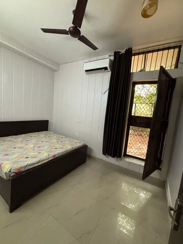 Bedroom in 1 BHK Builder Floor at Hemkunt Colony – for Rent