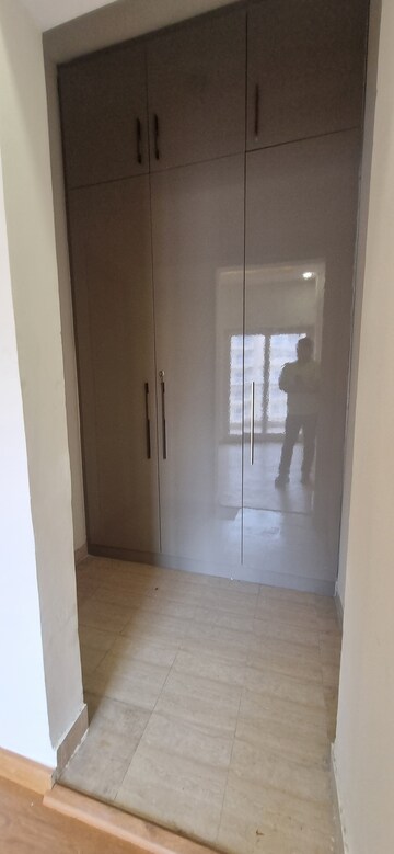 Furnished Amenities in 2 BHK Builder Floor at Sai Kunj New Palam  vihar, New Palam Vihar Phase 3 – for Rent