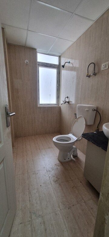 Bathroom in 2 BHK Builder Floor at Sai Kunj New Palam  vihar, New Palam Vihar Phase 3 – for Rent