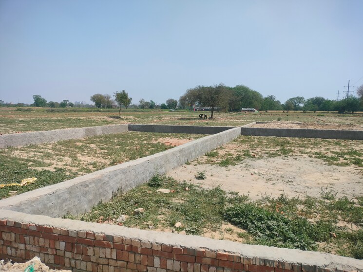 undefined, sector 135  110 Sq.Yd. Plot In Sector 135 Noida 8602217