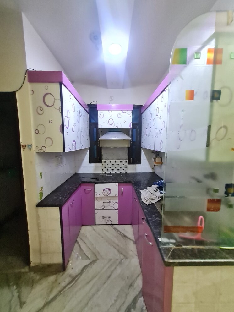 Kitchen, dwarka mor 3 Bedroom 810 Sq.Ft. Builder Floor In Dwarka Mor Delhi 8602233