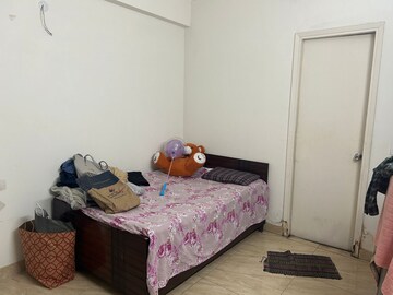 Bedroom in 2 BHK Apartment at Gaur City 7th Avenue, Sector 4 Greater Noida – for Rent