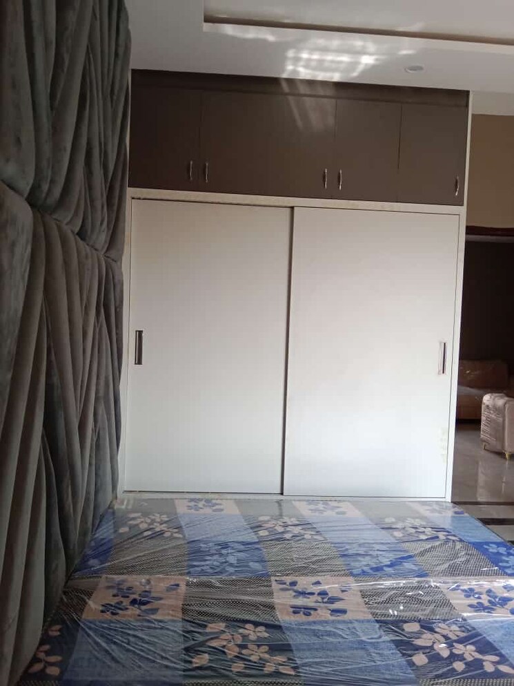 Room, sector 127 2 Bedroom 900 Sq.Ft. Builder Floor In Sector 127 Mohali 8602277