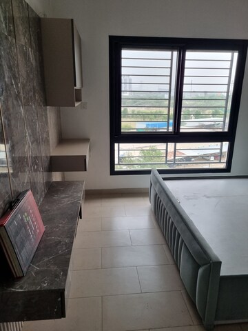 Room in 2 BHK Apartment at Sobha City Gurgaon, Sector 108 – for Rent