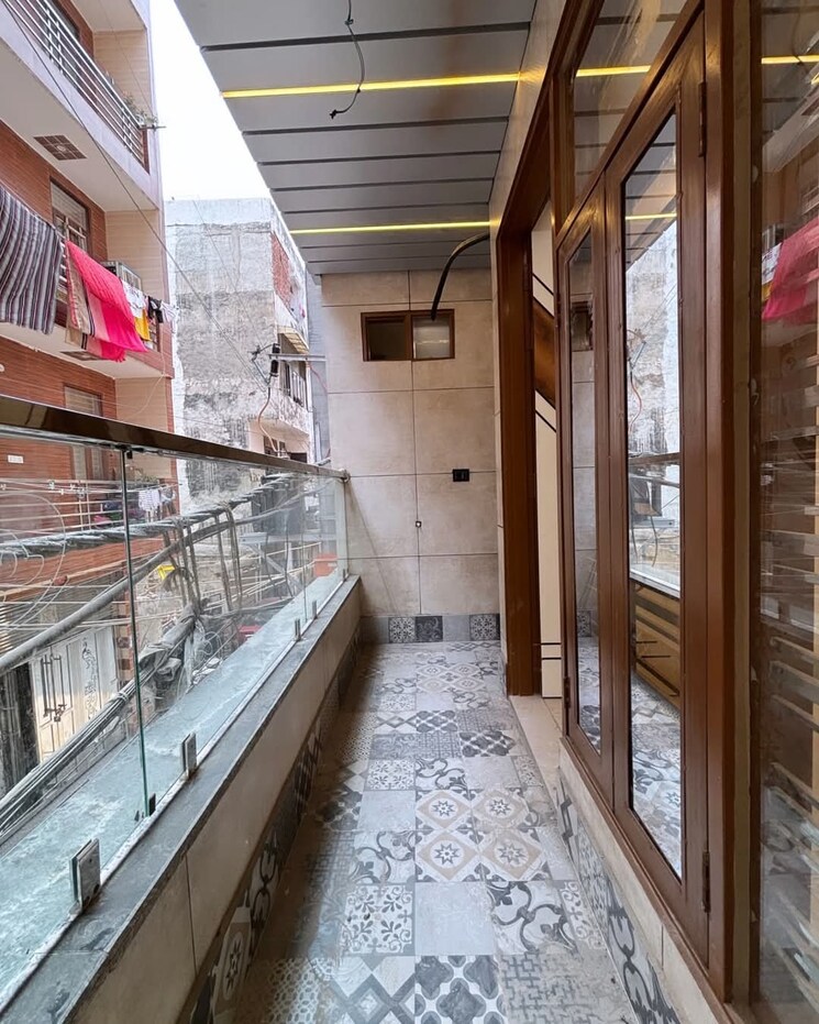 Balcony, sa-homes-i 4 Bedroom 1125 Sq.Ft. Builder Floor In Uttam Nagar Delhi 8602297