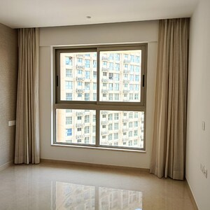 Room in 3 BHK Apartment at Powai – for Sale