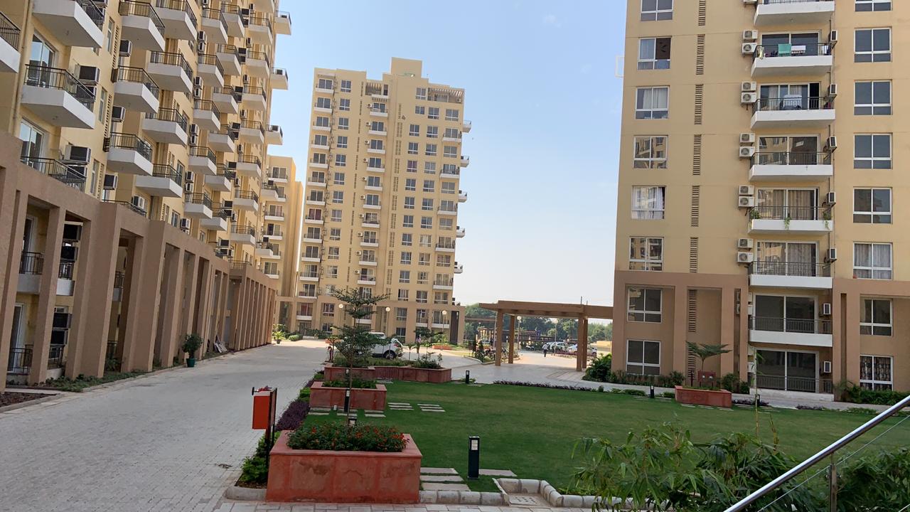 3 BHK Apartment For Sale in Emaar The Views