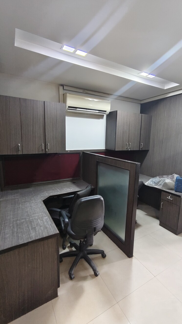 Team Area, bestfield Commercial Office Space 720 Sq.Ft. In Netaji Subhash Place Delhi 8602324