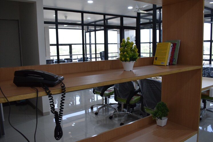 Team Area, synthesis-the-first Commercial Office Space 1090 Sq.Ft. In Vastrapur Ahmedabad 8602313