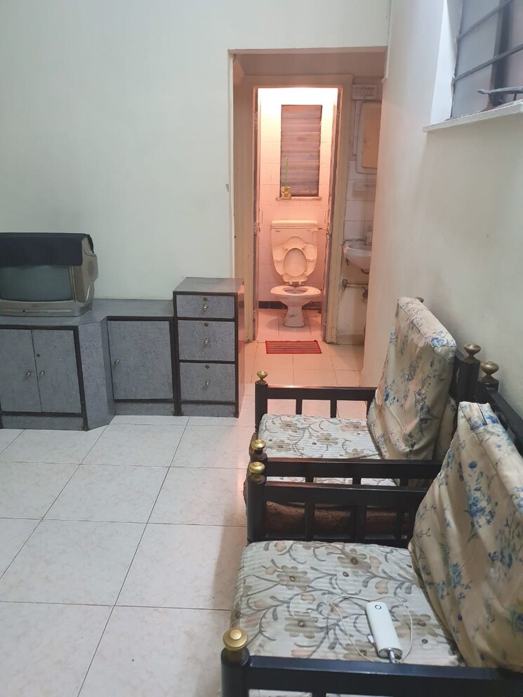 Living Room, yash-apartments-karve-nagar 2 Bedroom 750 Sq.Ft. Apartment In Karve Nagar Pune 8602320